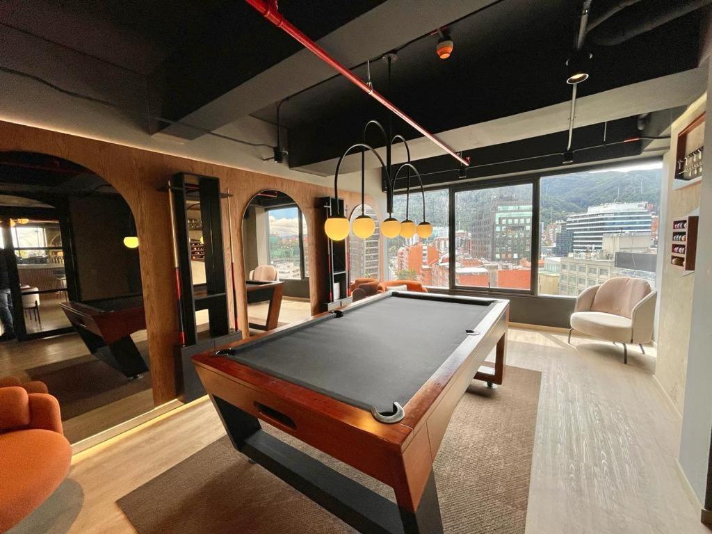 Icon 100 Luxury Apartasuites Bogota Exterior photo